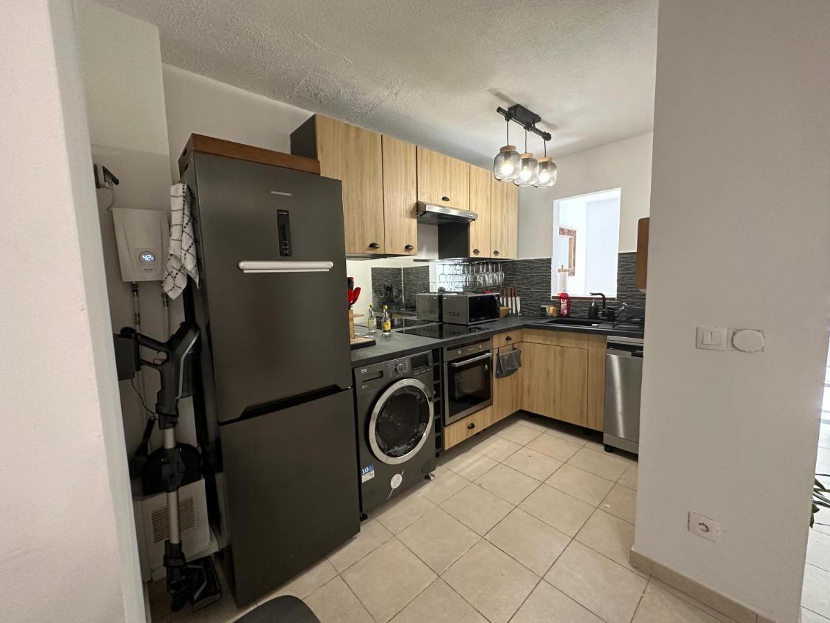 Location T2 Meuble Baie Mahault Convenance Apartment Luaran gambar